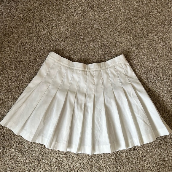 Prince White Pleated Tennis Skirt. Side buttons. Tennis prep. Pickleball. Preppy - Picture 5 of 9